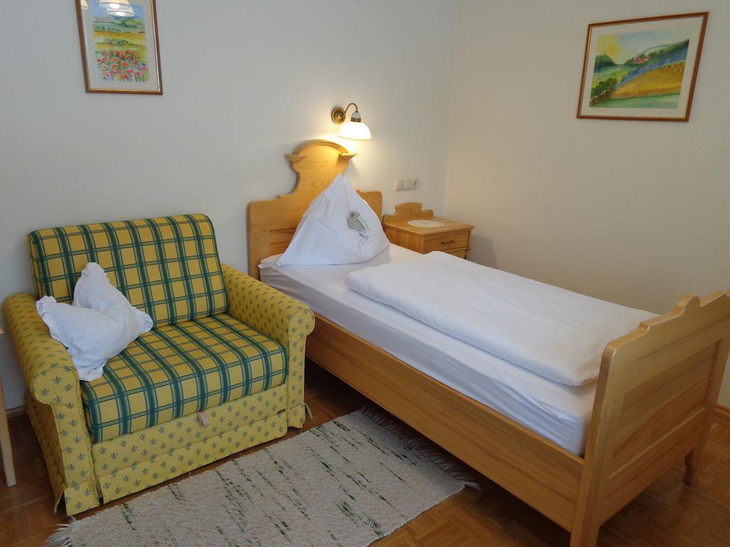 Gasthof Unterberger Sankt Kathrein am Offenegg Kamer foto